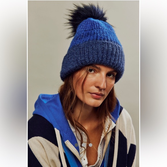 Free People🥶Cold Creek Pom Beanie New with Tags💎 - Picture 1 of 6